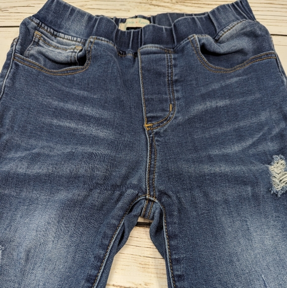 Grace & Lace Distressed Mid Rise Jeggings - Picture 4 of 8